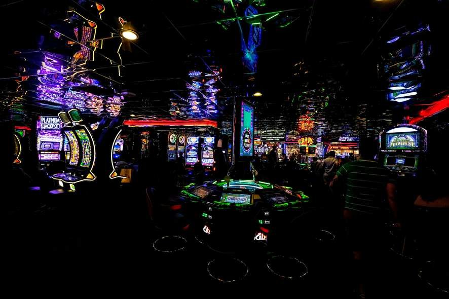 Things to Consider When Choosing an Online Casino Things to Consider When Choosing an Online Casino